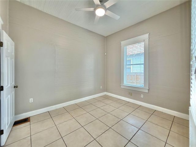 2312 E 10TH AVENUE, Tampa, FL 33605