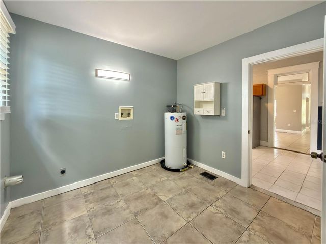2312 E 10TH AVENUE, Tampa, FL 33605