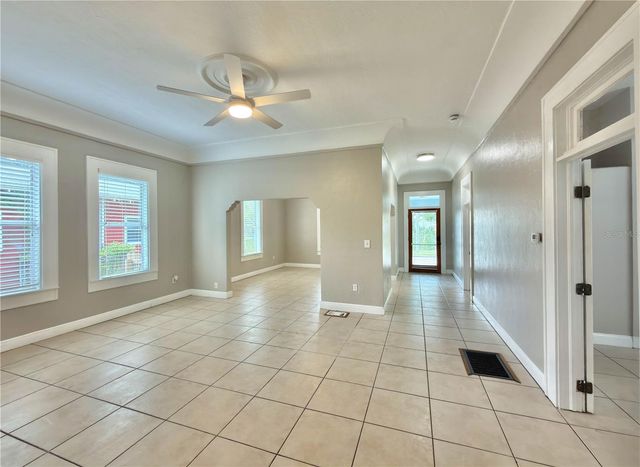 2312 E 10TH AVENUE, Tampa, FL 33605