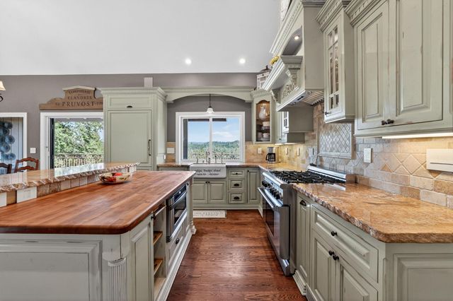 2195 Double O Mine Trl, Cool, CA 95614