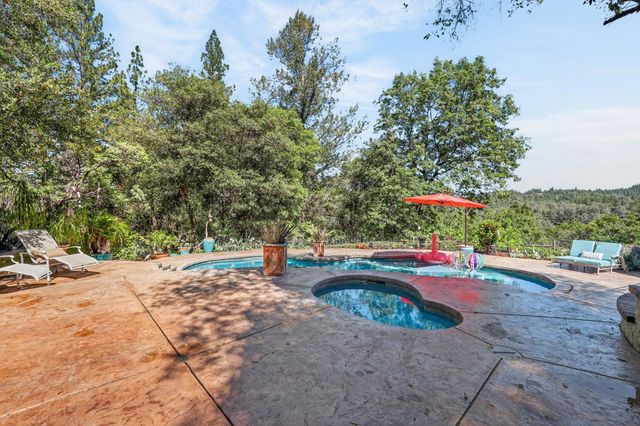 2195 Double O Mine Trl, Cool, CA 95614