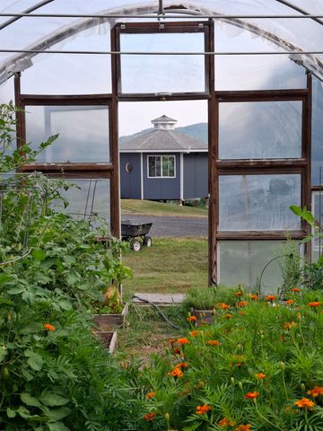 977 Bates Road, Shoreham, VT 05770