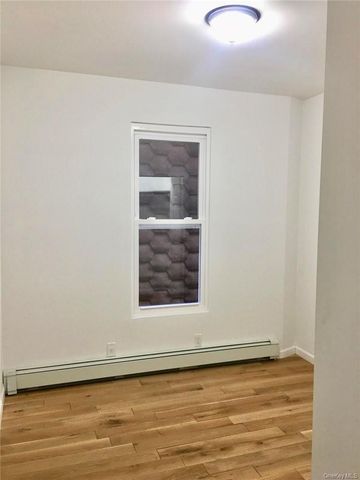 1823 Amethyst Street, Bronx, NY 10462