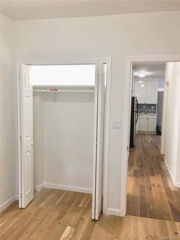 1823 Amethyst Street, Bronx, NY 10462