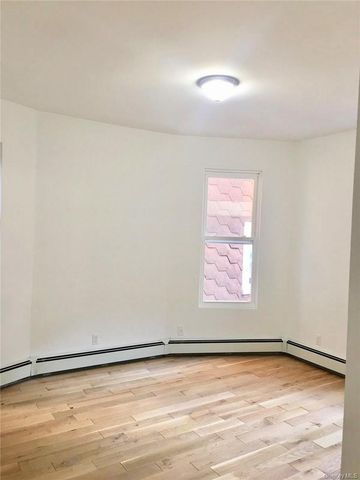 1823 Amethyst Street, Bronx, NY 10462