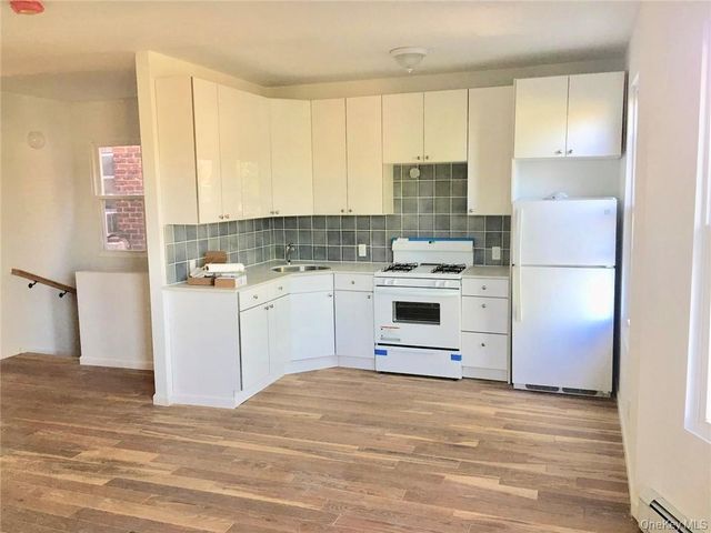 1823 Amethyst Street, Bronx, NY 10462