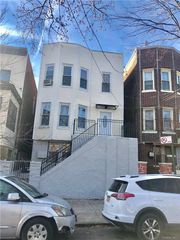 1823 Amethyst Street, Bronx, NY 10462