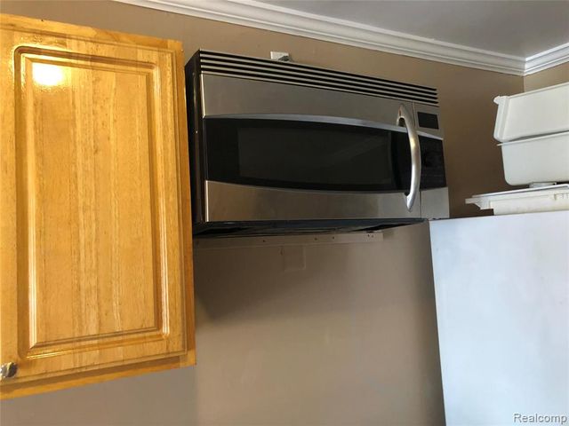 13931 Marshall 13931 Marshall Ave Avenue, Warren, MI 48089