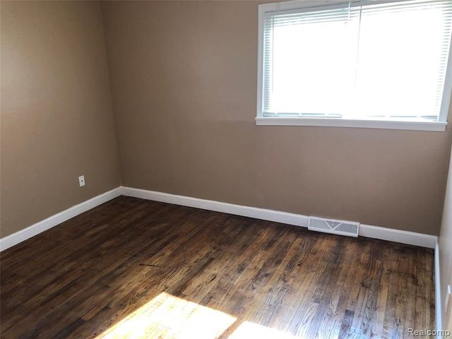 13931 Marshall 13931 Marshall Ave Avenue, Warren, MI 48089