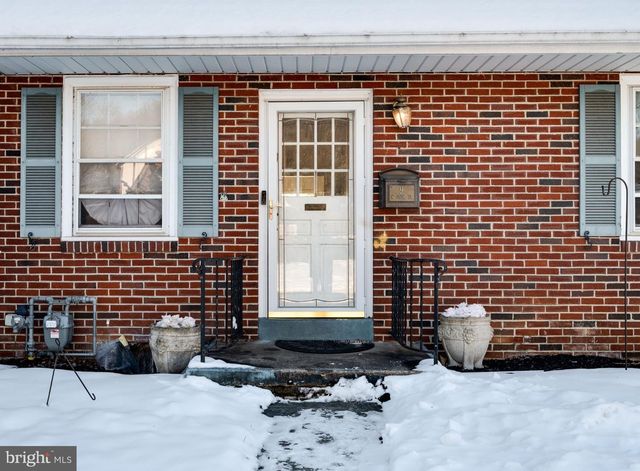 9 W 35TH ST, Reading, PA 19606