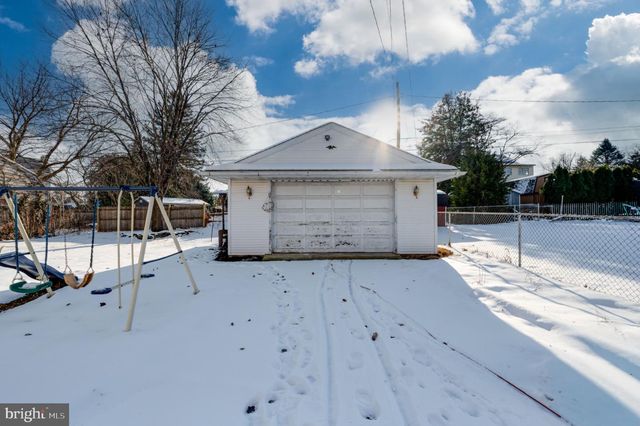 9 W 35TH ST, Reading, PA 19606