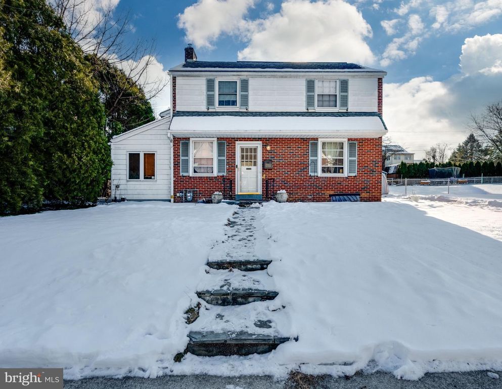 9 W 35TH ST, Reading, PA 19606