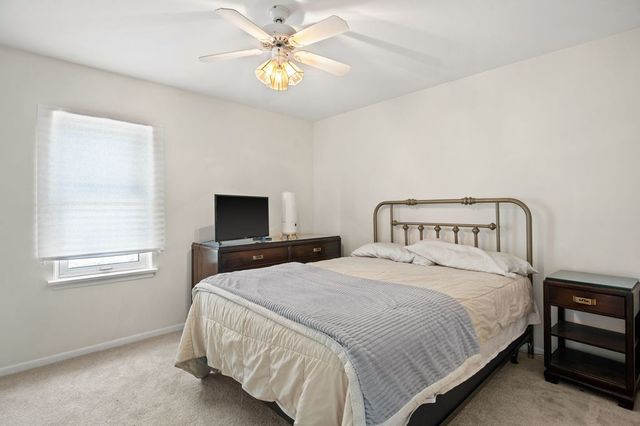 8434 W 50th Street, Mccook, IL 60525