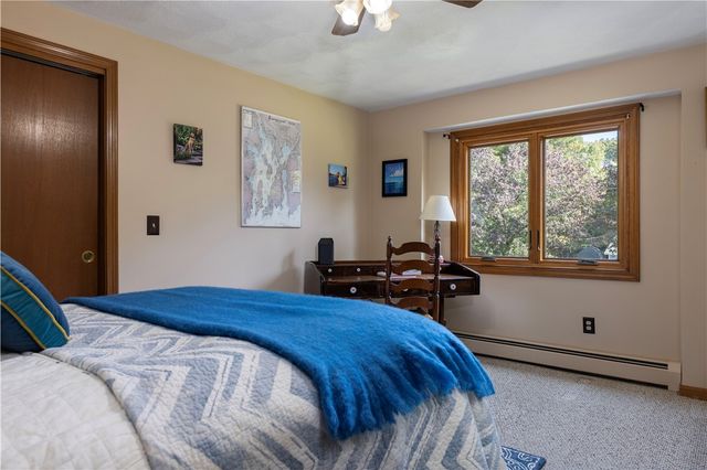 8 Robin Drive, North Kingstown, RI 02852