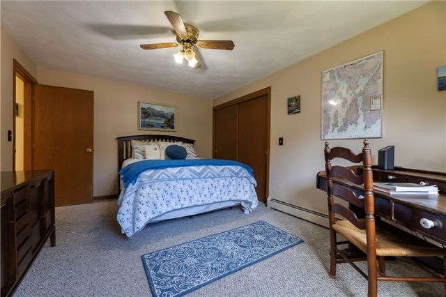 8 Robin Drive, North Kingstown, RI 02852