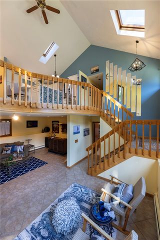 8 Robin Drive, North Kingstown, RI 02852