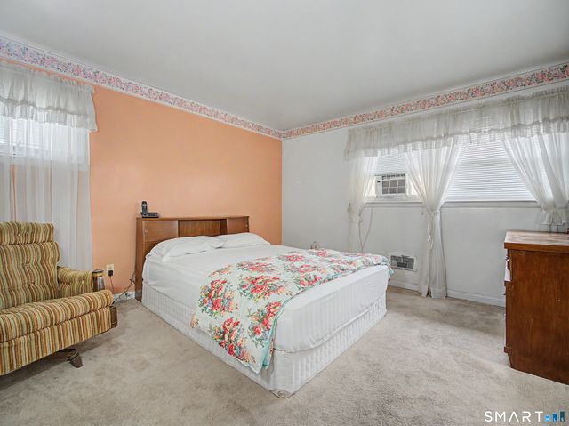 330 Hollywood Avenue, Stratford, CT 06614
