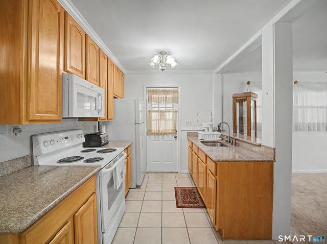 330 Hollywood Avenue, Stratford, CT 06614