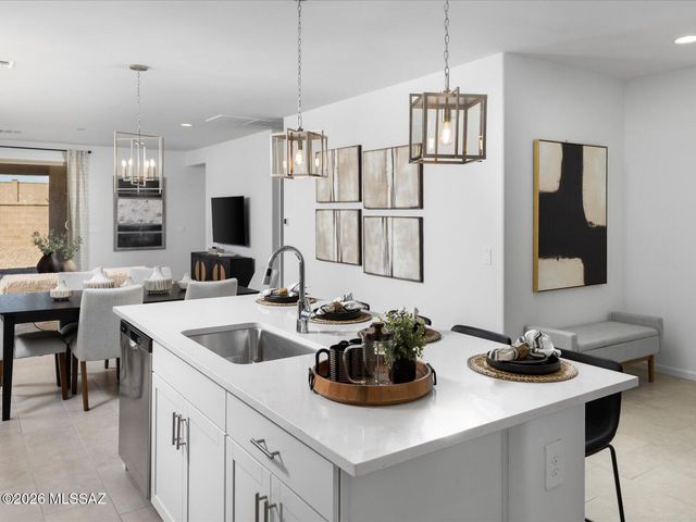 17064 S Paseo Sombrita, Sahuarita, AZ 85629