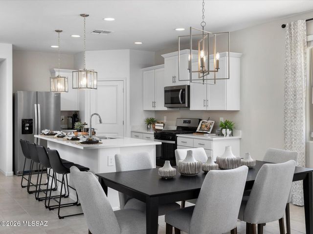 17064 S Paseo Sombrita, Sahuarita, AZ 85629