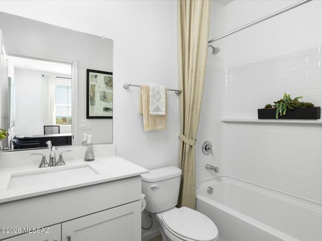 17064 S Paseo Sombrita, Sahuarita, AZ 85629