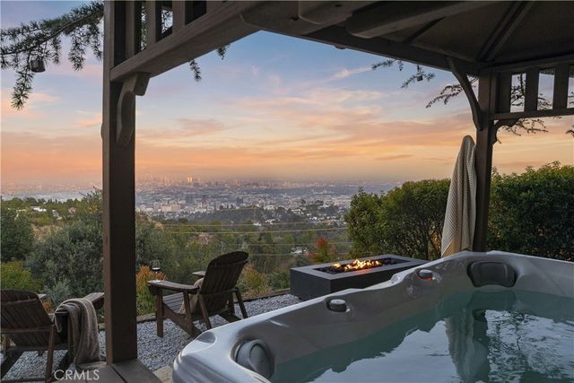 2890 Las Alturas Street, Los Angeles, CA 90068