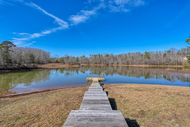 275 Michaels Court, Chesnee, SC 29323