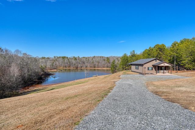 275 Michaels Court, Chesnee, SC 29323