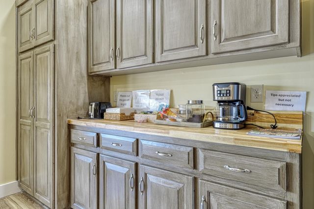 275 Michaels Court, Chesnee, SC 29323