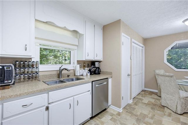 4754 Seaboard Court, Acworth, GA 30102