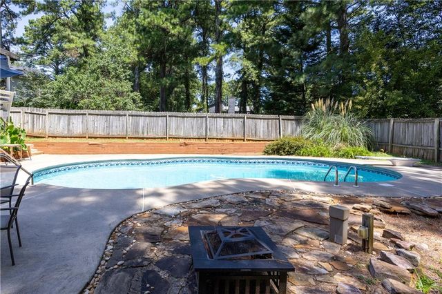 4754 Seaboard Court, Acworth, GA 30102
