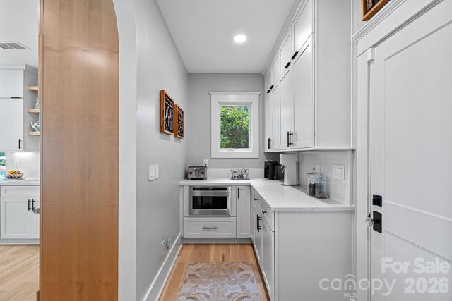 20931 Island Forest Drive, Cornelius, NC 28031