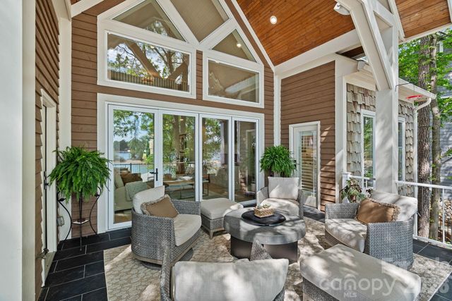 20931 Island Forest Drive, Cornelius, NC 28031