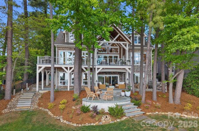 20931 Island Forest Drive, Cornelius, NC 28031