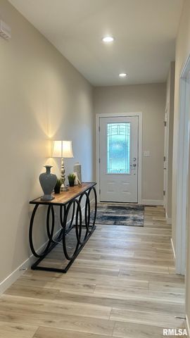 5031 CHESTNUT Street, Quincy, IL 62305