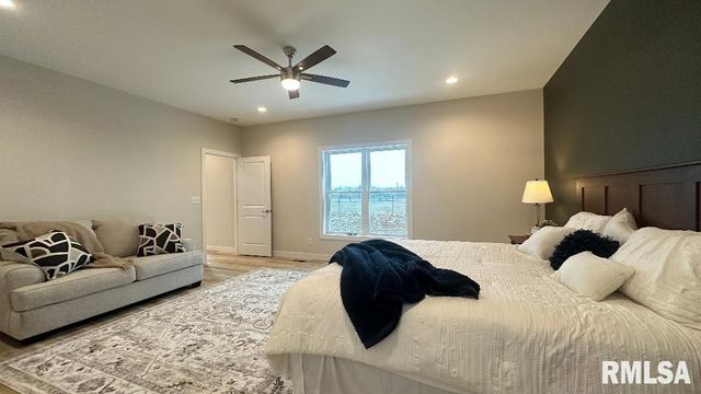 5031 CHESTNUT Street, Quincy, IL 62305