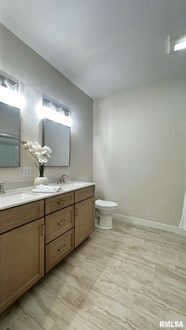 5031 CHESTNUT Street, Quincy, IL 62305