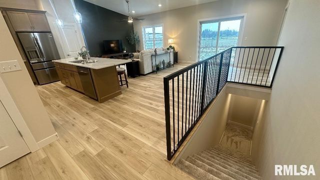 5031 CHESTNUT Street, Quincy, IL 62305