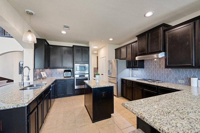 7411 Tejas Lakes Trail, Needville, TX 77461