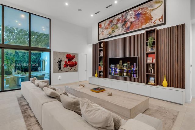 6175 SW 128th St, Pinecrest, FL 33156