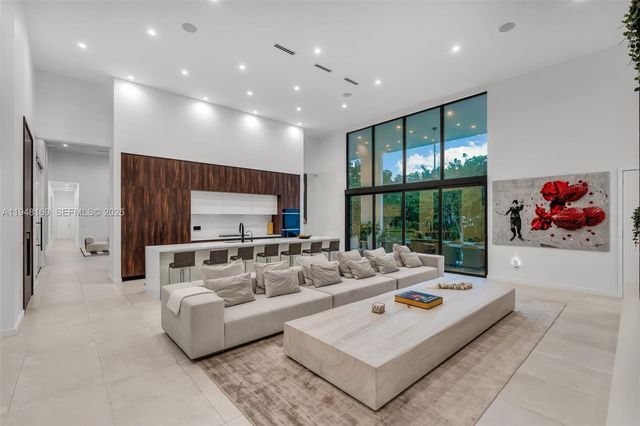 6175 SW 128th St, Pinecrest, FL 33156