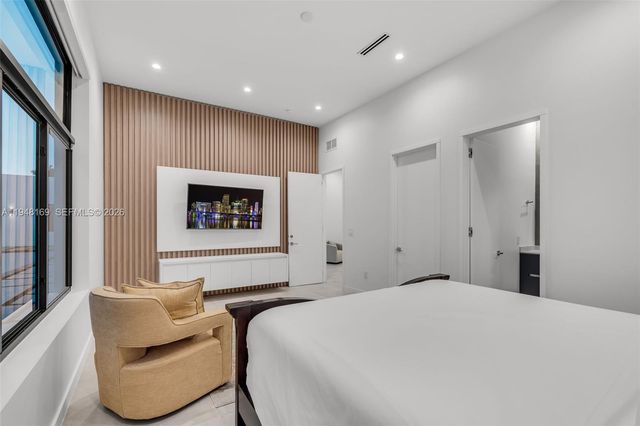 6175 SW 128th St, Pinecrest, FL 33156