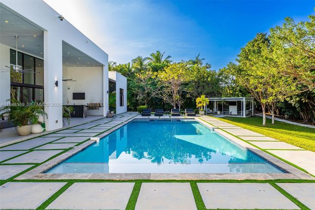 6175 SW 128th St, Pinecrest, FL 33156