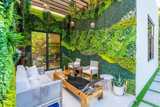 6175 SW 128th St, Pinecrest, FL 33156