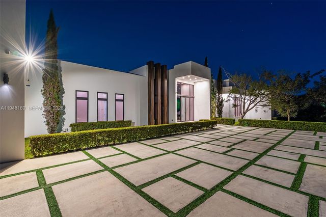 6175 SW 128th St, Pinecrest, FL 33156