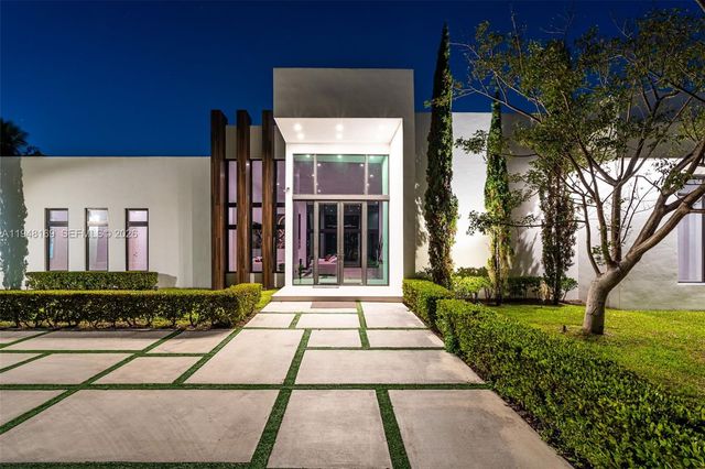 6175 SW 128th St, Pinecrest, FL 33156