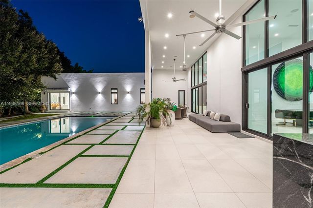 6175 SW 128th St, Pinecrest, FL 33156