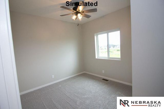 9400 Dalton Drive, Lincoln, NE 68516