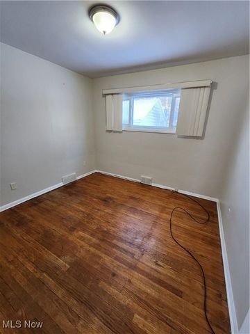 4385 Greenway Road, South Euclid, OH 44121