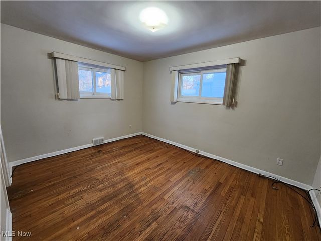 4385 Greenway Road, South Euclid, OH 44121